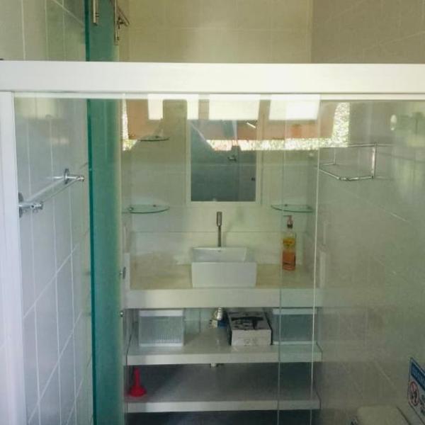 Na Vila da Praia do Forte- BA, 2 quartos, piscina, 2 garagens - Foto 3