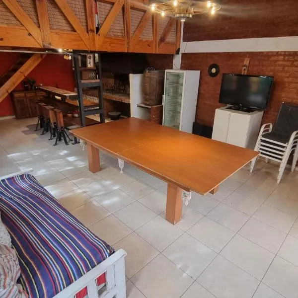 Casa quincho en plottier, hotel Plottierben