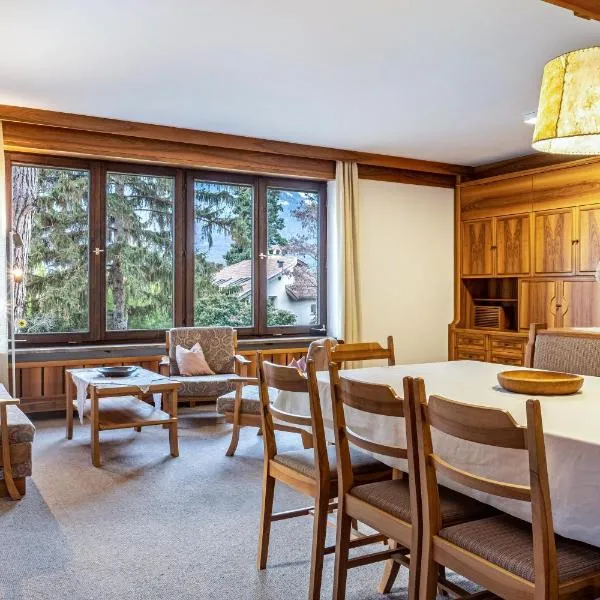 Villa Pinie Apt 1, hotel din Terlano