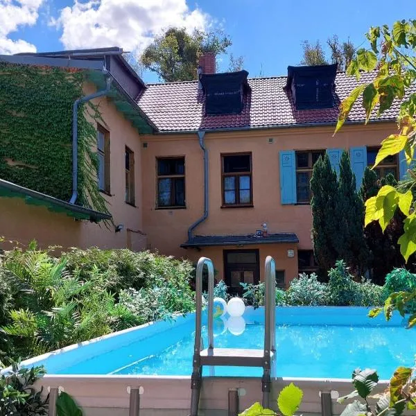 Ferienwohnungen Romantika, готель у місті Потсдам
