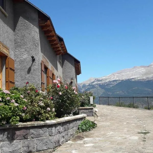 La Casa De Luis – hotel w mieście Castiello de Jaca