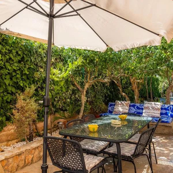 Finca Can Hostalet, Hotel in Es Llombards