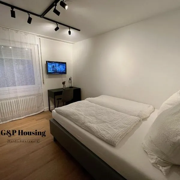 G&P Housing - Superior Zimmer III mit eigenem Badezimmer & Gemeinschaftsküche, hôtel à Altensteig
