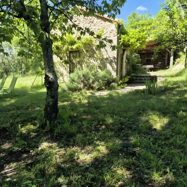 Maison Cosy - Le Soupadou, hotel v destinácii Albas