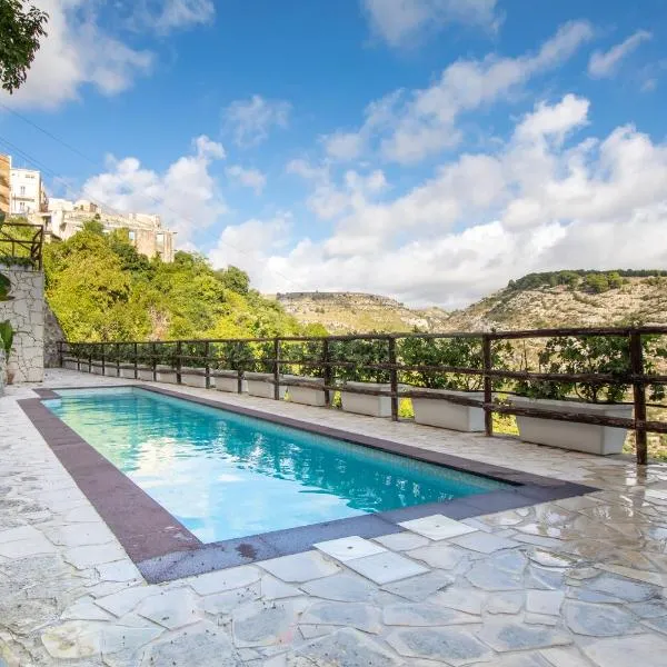 Chibao House con piscina privata, Hotel in Ragusa