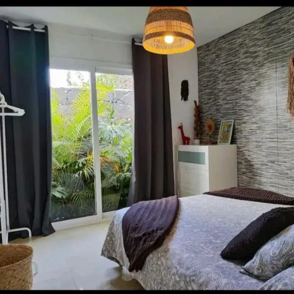 Love for Lanzarote Holidays House, Hotel in Playa Blanca