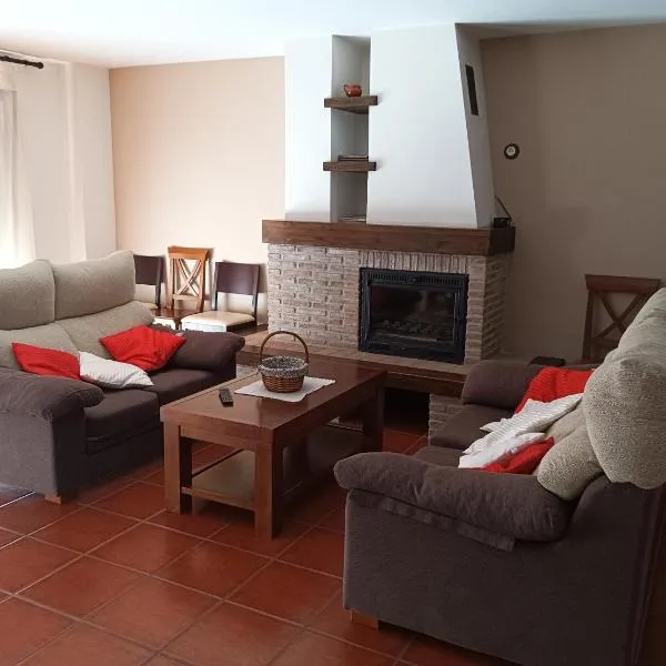 Casa de la Calle el Pozo, Hotel in Pina de Montalgrao