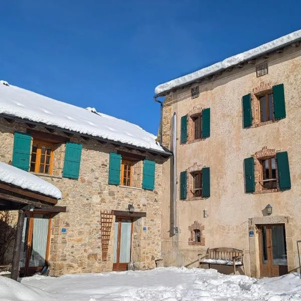 La Ferme Des Astres, hotel in Les Angles