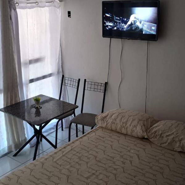 Casa no pequena Rio de Janeiro Aeroporto Galeão Lugar Bonito e agradável Local privado independente - Ar-condicionado - Ótimo para quem para CASAIS- FAMÍLIAS- GRUPOS- sozinho - Foto 5