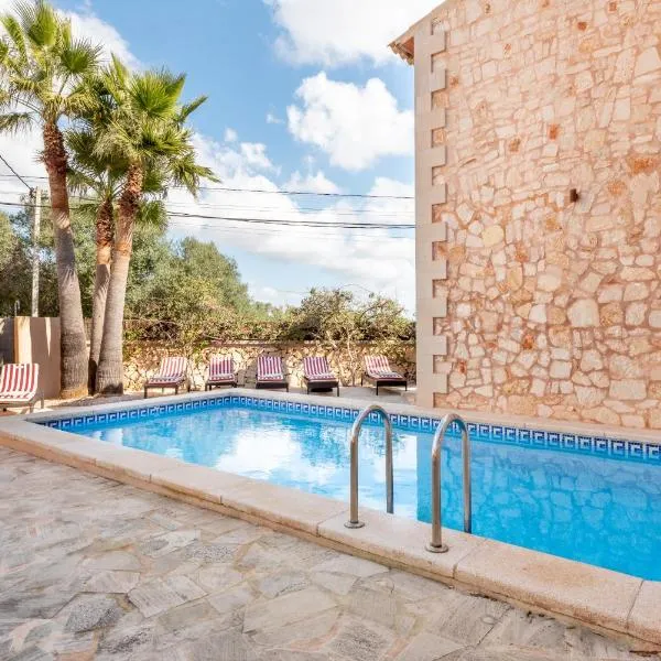 Es Cantó, Hotel in Cala Llombards