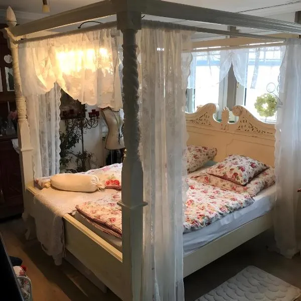 Die Kleine Oase 3 im Wohnhaus, Hotel in Stuhr