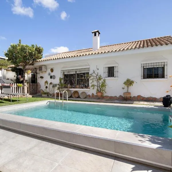 Villa Al Andalus - Solo Familias, hotel v destinaci El Puerto de Santa María