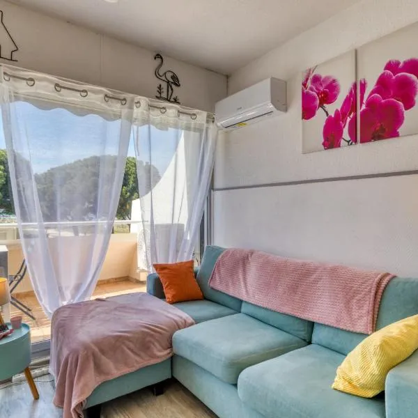 Studio Double Cabine Vue Mer, hôtel au Grau-du-Roi