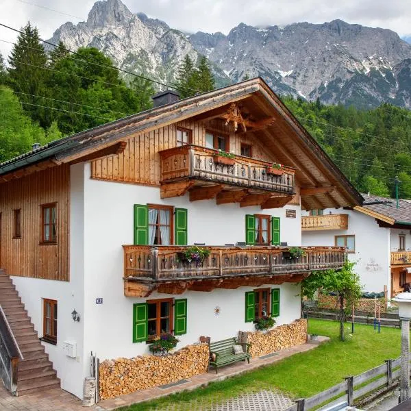 Ferienwohnung Regina, hotel din Mittenwald