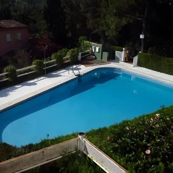 Mirador del Golf con piscina、イスランティージャのホテル