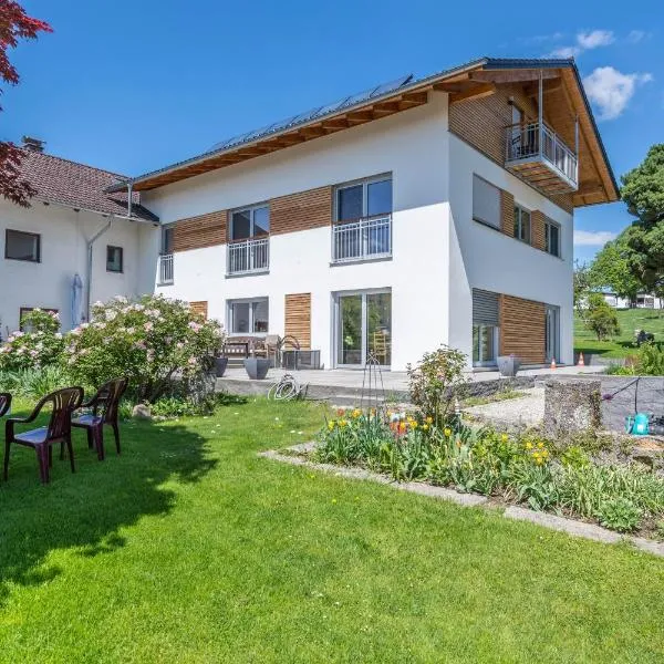 Ferienwohnung Rudi, hotel en Taching am See