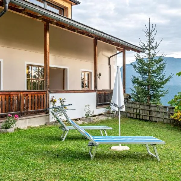 Apartment Funtnatsch, хотел в Лайон