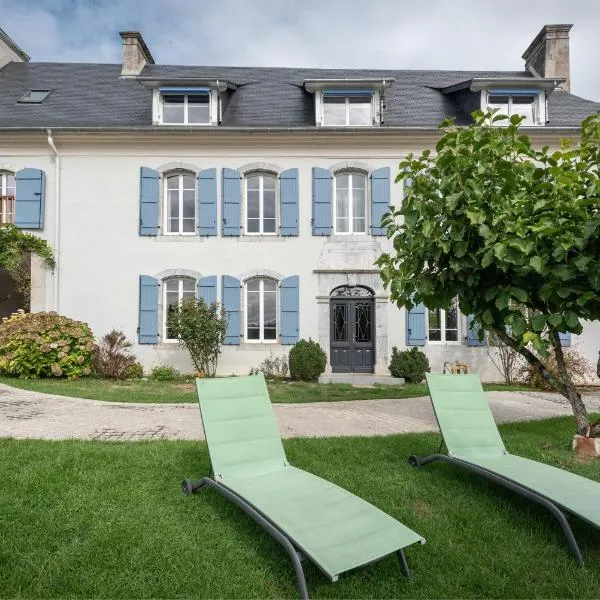 Chambres D'hôtes Maison Galouÿe, хотел в Montgaillard