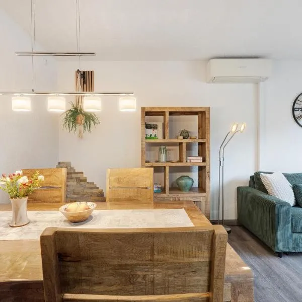 Ferienwohnung Linie 8, hotell i Dresden