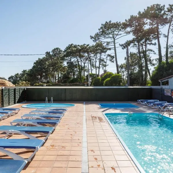 Bungalow A2, hotel in Pontevedra