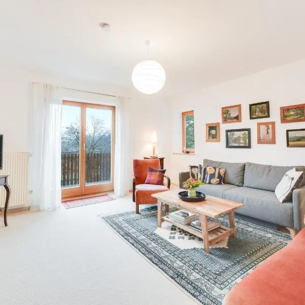 Ferienwohnung Keul: Samerberg şehrinde bir otel