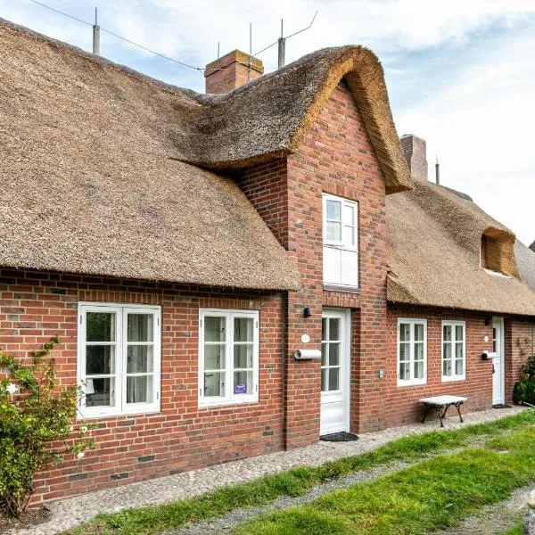 Skriiwers Hüüs, hotel i Alkersum