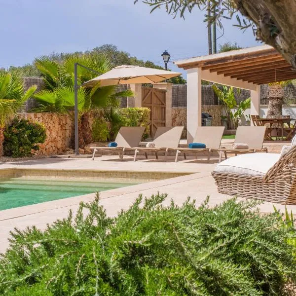 Casa Puro, Hotel in Cala Llombards