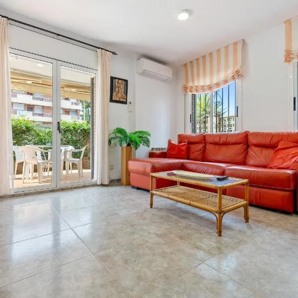 Villa Jordi y Nuri, hotel v destinaci Cambrils