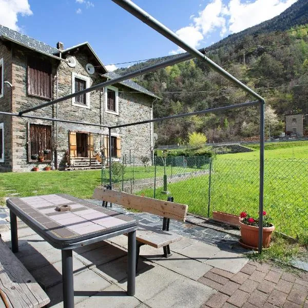 Casa Tua - Avise, отель в городе Avise