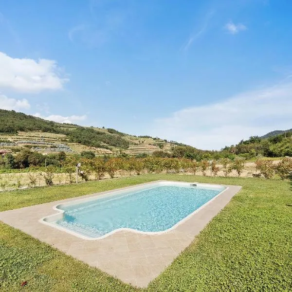 Mansarda Albero Verde con Piscina, hotel Casanova Lerrore városában