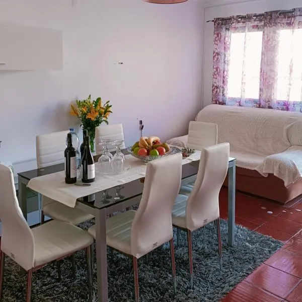 Valley T2 duplex, hotel in Vila Nova de Foz Coa