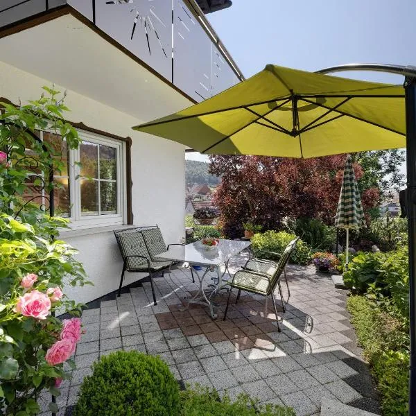 Ferienwohnung Waltraud, hotel u gradu Tieringen