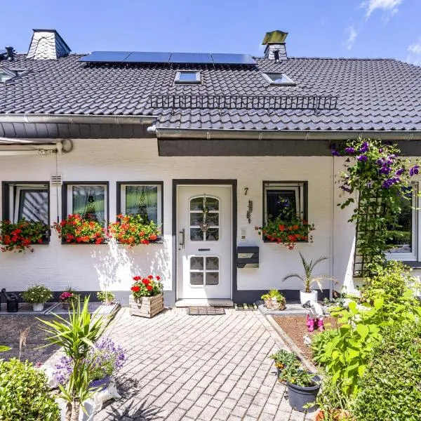 Ferienwohnung Am Waldrand, hotel Schmallenbergben