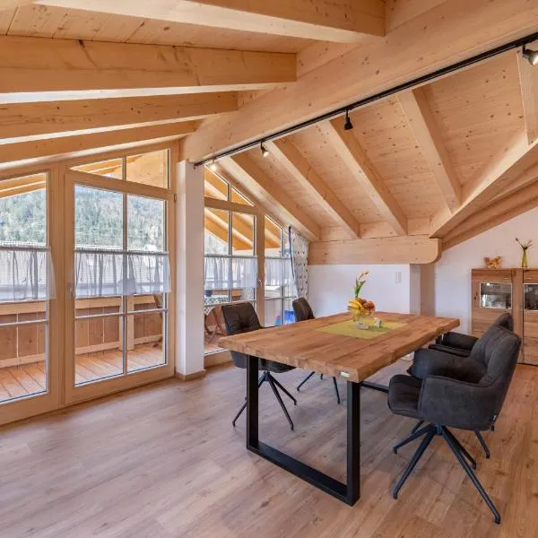 Ferienwohnung Susi im Neubau, hotell sihtkohas Farchant