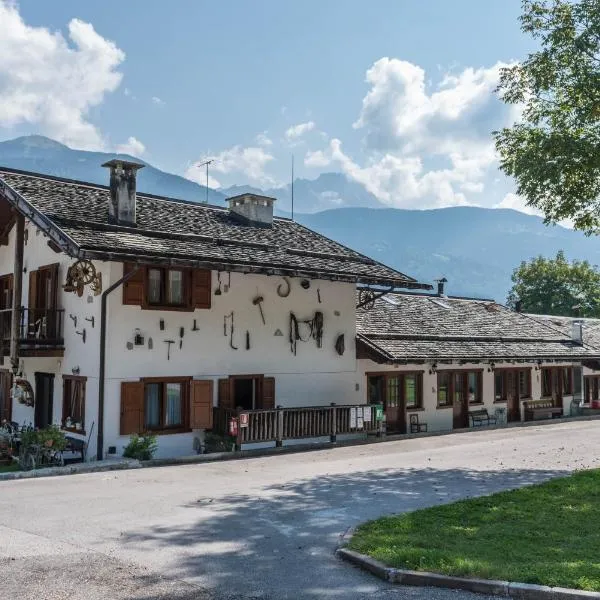 Appartamento Adamello 14, hotel v destinácii Pinzolo