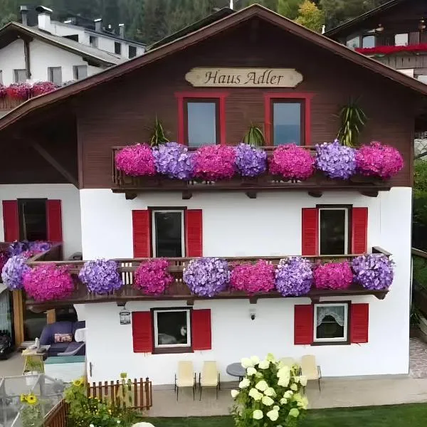 Haus Adler, hotel Maranzában