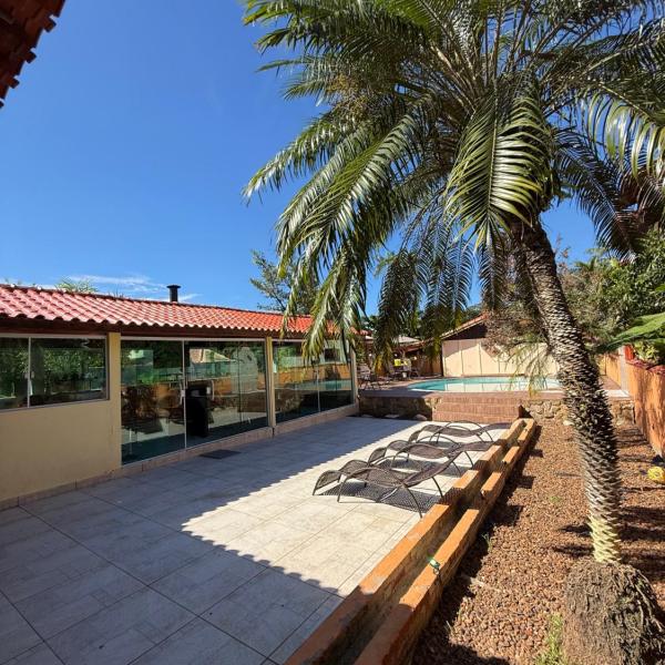 Casa Aconchegante com 6 Dormitórios- Condominio Morada da Praia