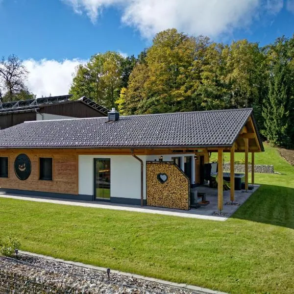 Luxus-Chalet Mühlberg, hotel a Eppenschlag