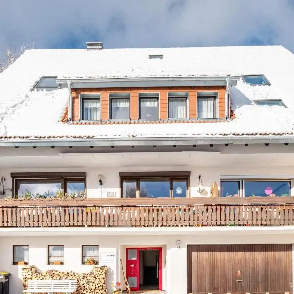 Haus Doktor Saeltzer-bis 9 Personen, viešbutis mieste Lenckirchas