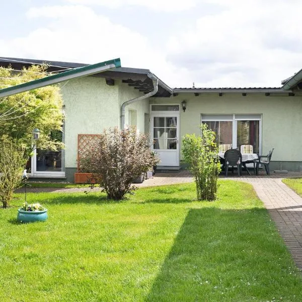 Ferienwohnung Strempel, מלון בטמפלין