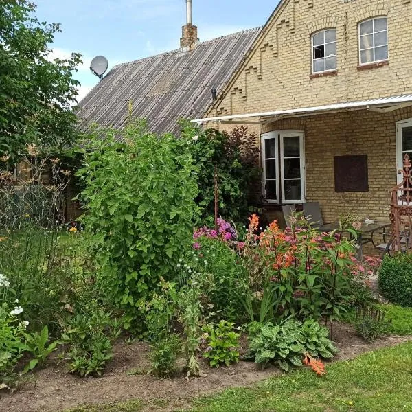 Ferienwohnung Klint 2、Dellstedtのホテル