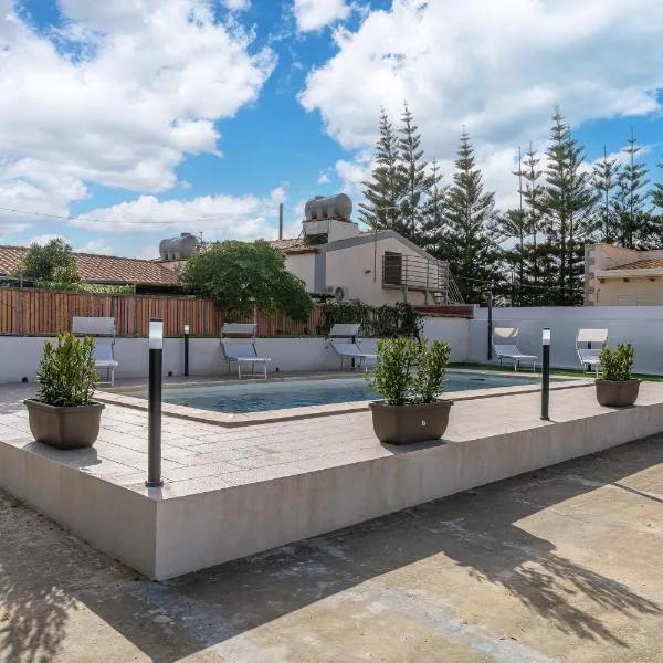 Villa Gardenia fronte mare, hotel Santa Maria Del Focallóban