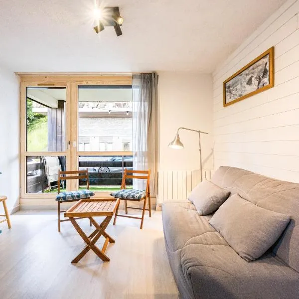 Studio Skis Aux Pieds, hotel u gradu Peze Nankroa