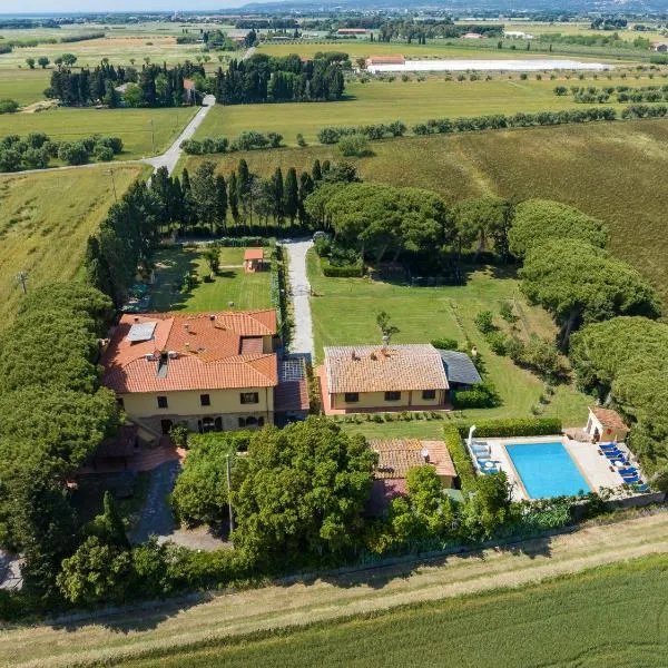 Podere Nuti - 1 La Regola, хотел в Чечина