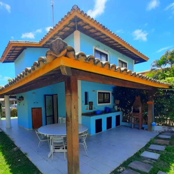Casa com Churrasqueira, Piscina e Clube - 50m do Rio e Mar - Até 8 hóspedes、カマサリのホテル