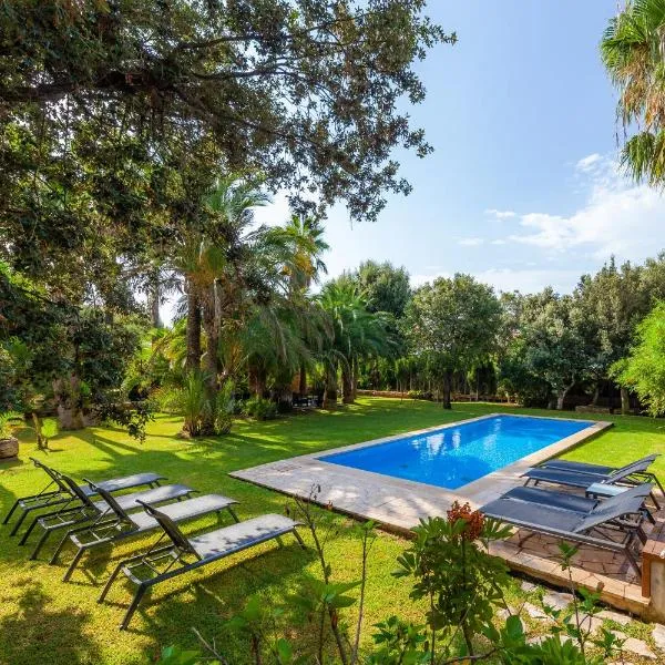 Villa Cala Bona, hotel a Cala Bona