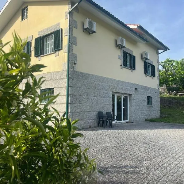 Casa Belavista no Geres by In'Canto Property Management, hotelli kohteessa Ponte da Barca