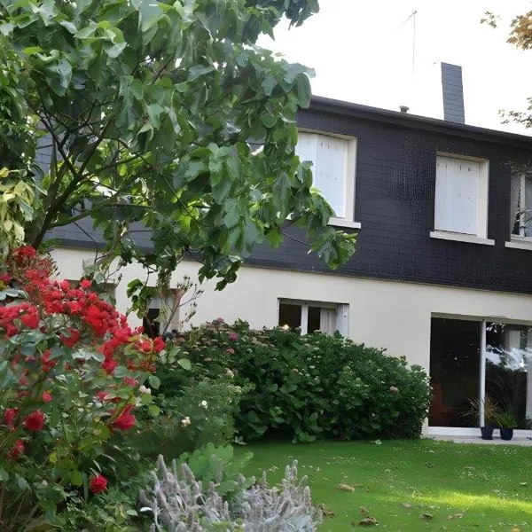 Chambres D'hôtes De Kersehen, Hotel in Plouider