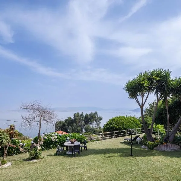 Apartamento con jardin en un chale: Bueu'da bir otel