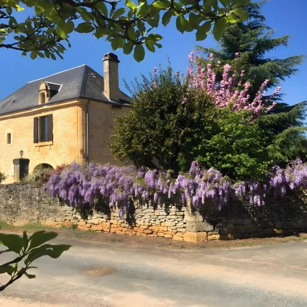 Chambre d'hotes Les Clauzels, hotell i Proissans